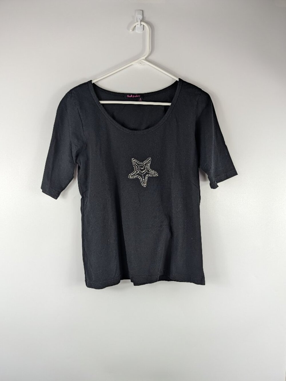 FRESH PRODUCE Raised Starfish Embellished Short Sleeve T-Shirt 100% Cotton USA